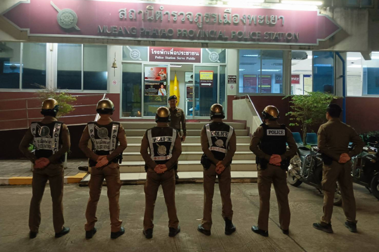 ออกตรวจสถานบริการ/สถานประกอบการคล้ายสถานบริการในพื้นที่ เพื่อจัดระเบียบสังคมและการป้องกันปราบปรามการกระทำความผิดเกี่ยวกับการค้ามนุษย์ พฤศจิกายน 2567