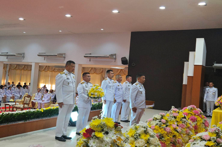 สภ.เมืองพะเยาร่วมพิธีเนื่องในวันพ่อขุนรามคำแหงมหาราช