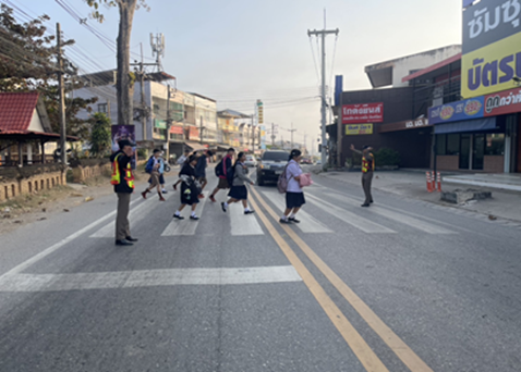 รณรงค์ส่งเสริมประชาสัมพันธ์ให้ความรู้ด้านการจราจรในทุกมิติของการปฏิบัติหน้าที่ในทุกๆวัน  เพื่อให้ประชาชนมีความสะดวกในการจราจร